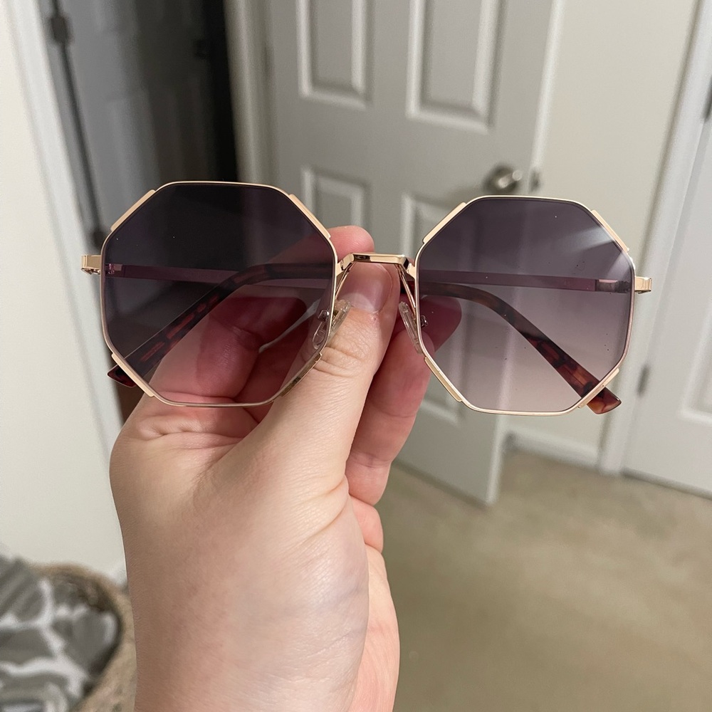 Sunglasses - Picture 2 of 3
